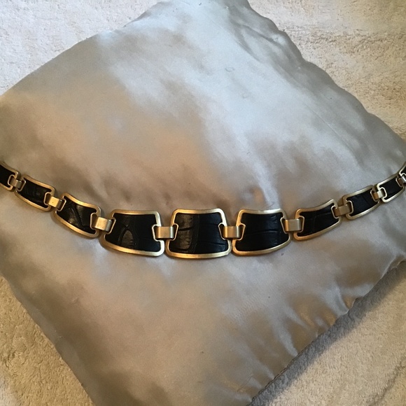 New BCBG necklace - Picture 5 of 5